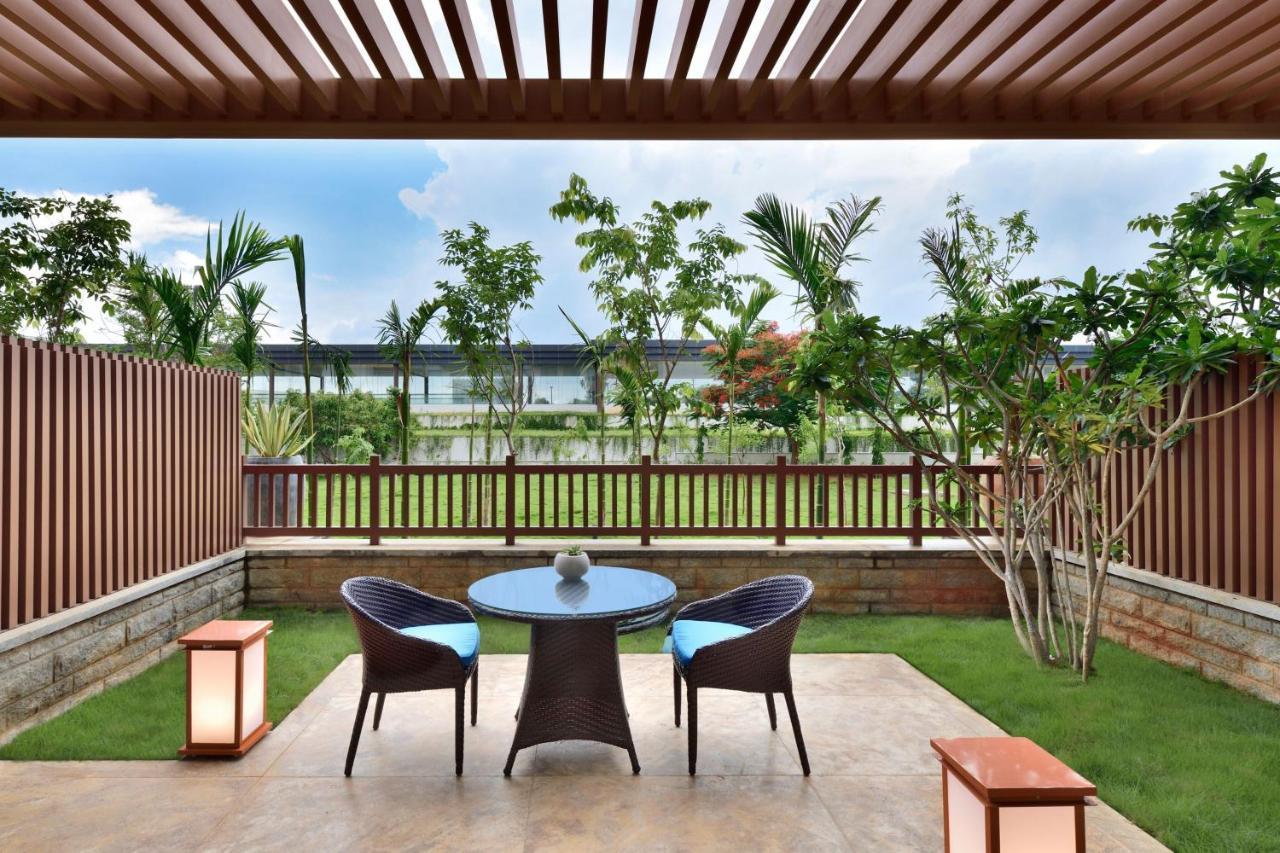 Jw Marriott Hotel Bengaluru Prestige Golfshire Resort & Spa Avati Exterior photo