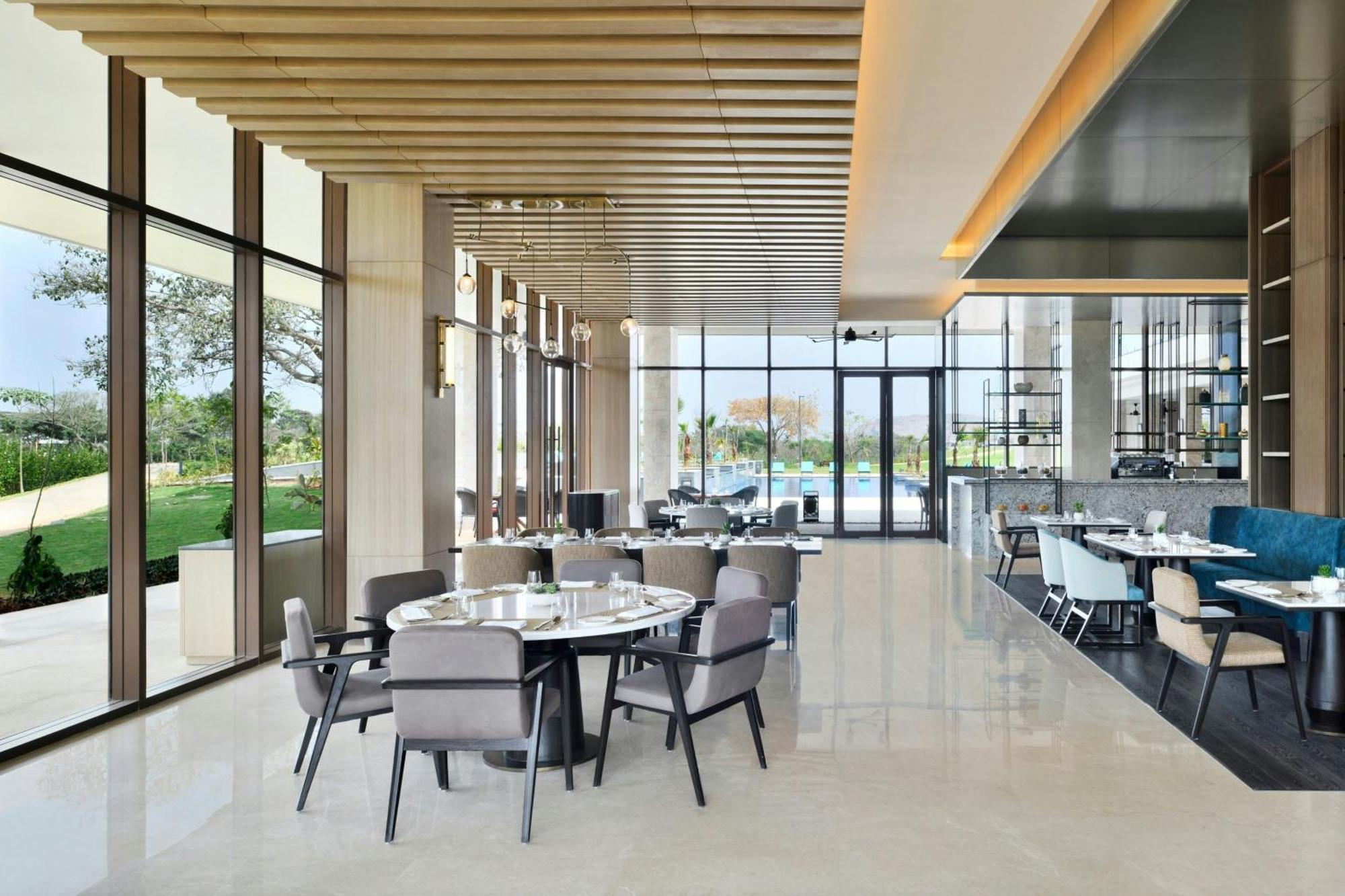 Jw Marriott Hotel Bengaluru Prestige Golfshire Resort & Spa Avati Exterior photo